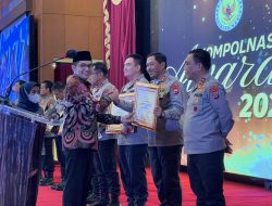 Kapolda Sulsel Menerima Penghargaan Kompolnas Award 2022