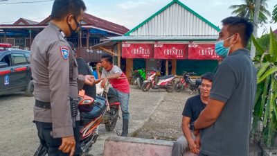 Sambangi Remaja yang Sedang Nongkrong, Bhabinkamtibmas Brigpol Andi Parakkasi Sampaikan Ini
