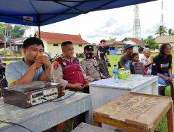 Berikan Rasa Aman, Personel Polsek Cenrana Polres Bone Lakukan Pengamanan Sepak Bola