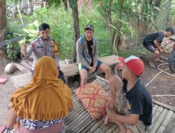 Melalui Sambang, Bhabinbkamtibmas Polsek Patimpeng Berikan Edukasi kepada Warga Binaan