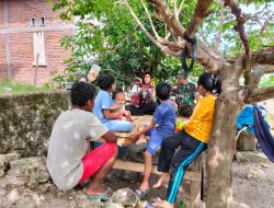 Bersama Babinsa, Aipda Suhati Bangun Kebersamaan dengan Warga