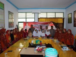 Jum’at Curhat, Polres Bone Dengar Pertanyaan guru dan siswa MIN 7 Watampone