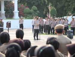 Apel Gabungan Kesiapan Pengamanan Malam Tahun 2023 dengan Pimpinan Apel Kapolres Bone