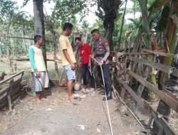 Mendengar Informasi Problem di Dusun Lomponene, Bhabinkamtibmas Bripka Idrus Turun ke TKP