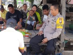 Duduk Bersama Warga, Bhabinkamtibmas Ajak Warganya Bersama Jaga Situasi Kamtibmas