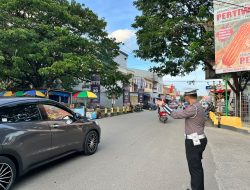 Jelang Buka Puasa, Sat Lantas Polres Bone Lakukan Pengaturan Lalu Lintas Sore Hari