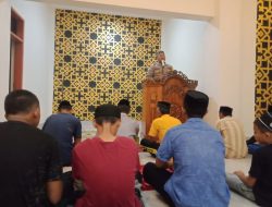 Bhabinkamtibmas Aipda Andi Ikbal Rosani Manfaatkan Safari Tarawih Untuk Sampaikan Ini