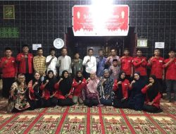 Berbagi Kebahagiaan di Bulan Suci Ramadhan Bersama Relawan KSR PMI Unit IAIN Bone