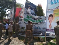 Melanggar Perda Puluhan Baliho Liar di Tertibkan Satpol PP