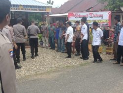 Kasat Binmas Polres Wajo, di Dampingi Kapolsek Keera Penilaian Siskamling Sipakainge di Desa Awota