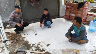 Akrab dengan Warga, Briptu Citra Sosialisasikan Masalah Kamtibmas Saat Sambang