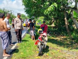 Respon Cepat, Anggota Piket Polsek Cina Polres Bone Datangi TKP Laka Lantas