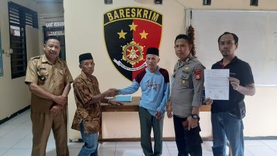 Bersama Kepala Desa , Bhabinkamtibmas Lakukan Mediasi Permasalahan Warga