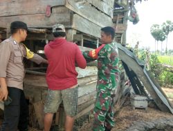 Sutikan Vaksin PMK dan Jembrana pada Ternak Warga, Polisi Dampingi Dinas Peternakan Bone