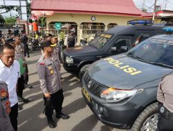 Mendukung Operasional Kepolisian Setiap Hari Kapolres Bone periksa Ranmor Dan Senpi Personel