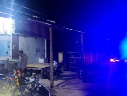 Patroli Malam, Personel Polsek Cina Berikan Himbaun Kamtibmas Kepada Warga