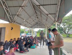 Kanit Propam Polsek Mare Bersama Koramil  Melatih Pasukan Paskibraka Tingkat Kecamatan