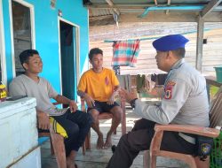 Sambang Nelayan, Satpolairud Polres Bone: Ada Gangguan Kamtibmas, Segera Hubungi Kami
