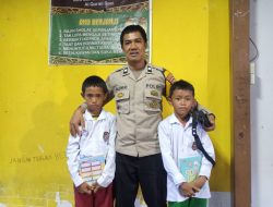Kembar Yusran dan Yusri Akhirnya Bisa Kembali Sekolah Berkat Bantuan Seorang Bhabinkamtibmas