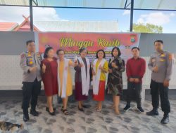 Minggu Kasih polres Wajo Sambangi Gereja Toraja