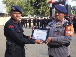 Tim SAR Brimob Bone di Ganjar Piagam Penghargaan, Danyon Ichsan: Terima Kasih Dedikasinya