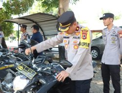 Kesiapan Operasi Mantab Brata, Kapolres Wajo Pimpin Upacara dan Pemeriksaan Kendaraan