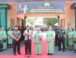 Tradisi Lepas Sambut Danrem 141/Toddopuli Berlangsung Penuh Keakraban