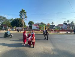 Berikan Rasa Aman, Satuan Samapta Polres Bone Lakukan Pengaturan