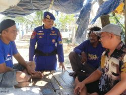 Sambangngi Buruh Pelabuhan, Polisi Perairan Polres Bone Sampaikan Ini