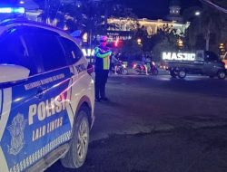 Berikan Rasa Nyaman kepada Masyarakat, Satlantas Polres Bone Gencarkan Blue Light Patrol
