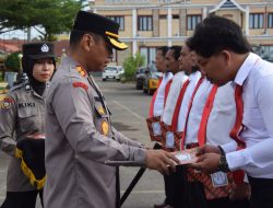 Berhasil Mengungkap Kasus Pembunuhan, Kapolres Bone Beri Reward Kepada Tim Resmob Satreskrim