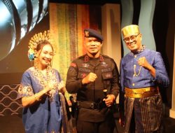 Isi Acara TVRI “Daeng Mampo”Komandan Brimob Bone Komitmen Sukseskan Pemilu 2024