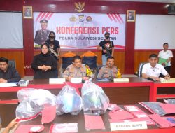 Kabidhumas Polda Sulsel Gelar Konferensi Pers Penangkapan Pembobol ATM Lintas Provinsi, Modus Call Center Palsu