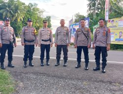 Polres Bone bersama Brimob Mengamankan Kedatangan Capres di Bandara Udara Arung Palakka Bone