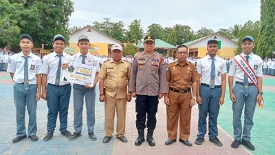 Kapolsek Tellu Siattinge Pimpin upacara Bendera dan Deklarasi Pemilu Damai