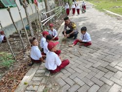 Polisi Sahabat Anak, Bripka Idrus Edukasi Semangat Bersekolah