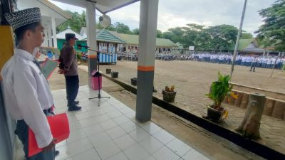 Kapolsek Cenrana Jadi Irup Upacara di Depan Siswa SMAN 26 Bone, Ini yang Disampaiakan