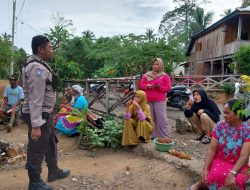 Lakukan Sambang Desa, Pak Bhabin di Ponre Ingatkan Ini ke Warga Binaannya