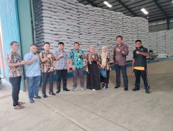 SATGAS PANGAN MABES POLRI BERKUNJUNG KE GUDANG BULOG PANAIKANG MAKASSAR