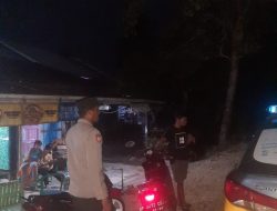 Cegah Kejahatan Pada Malam Hari, Personel Polsek Cina Laksanakan Patroli Blue Light