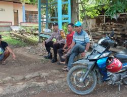 Sambang Desa, Bhabinkamtibmas Polsek Patimpeng Sampaikan Ini kepada Warga