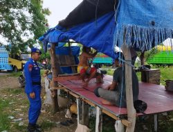 Satpolairud Polres Bone Sambangi Buruh Pelabuhan, Ini Himbauan yang Disampaikan