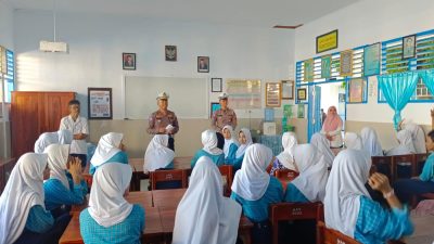 Police Go To School, Satlantas Polres Bone Edukasi Pelajar SMPN 4 Watampone