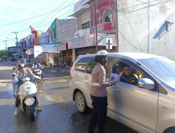 Sosialisasikan ETLE, Satlantas Polres Bone Sebar Brosur
