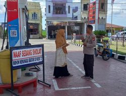 Kapolsek Dua Boccoe Cek SPBU Pakkasalo, Pastikan Stok Aman Jelang Mudik Lebaran