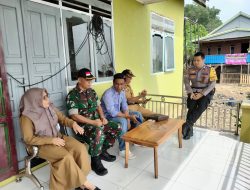 Perkuat Sinergitas Dengan Pemerintah Desa, Bhabinkamtibmas Sambang Desa