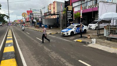 Satlantas Polres Bone Laksanakan PAM Jalur Kunjungan Kapolda Sulsel