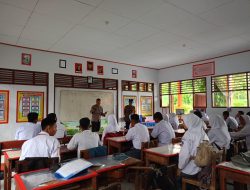 Polsek Awangpone Sosialisasi Penerimaan Anggota Polri di SMAN 16 Pacing Kecamatan Awangpone
