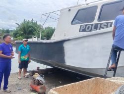 Untuk Menunjang Tugas Operasional Kepolisian Perairan, Satpolairud Polres Bone Rutin Lakukan Pemeliharaan dan Perawatan Kapal