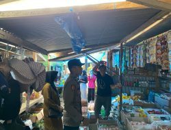 Berikan Rasa Aman dan Nyaman, Polsek Tellu Limpoe Lakukan Patroli Pasar Gaya Baru